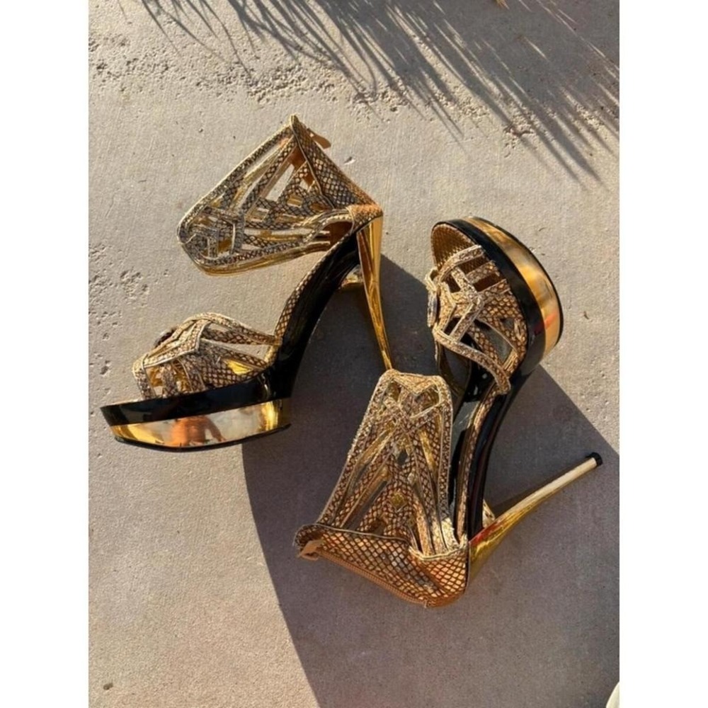 Y2K Baddie Apple Bottom Heels Gold Caged Stiletto Rhinestone Bling Size 8 1/2 - Picture 3 of 6